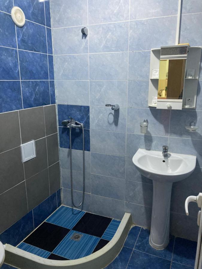 Provans famili hotel Letnitsa Esterno foto