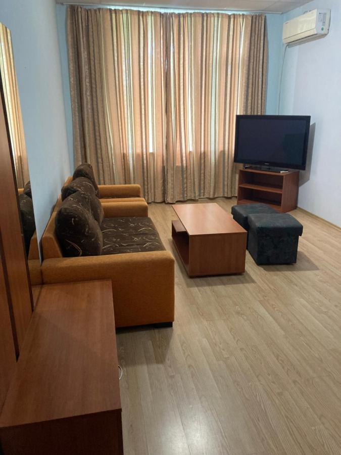 Provans famili hotel Letnitsa Esterno foto